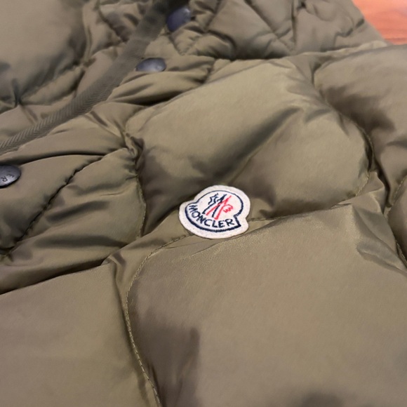 ✈️ Used in good condition Moncler size 6 = 3xl